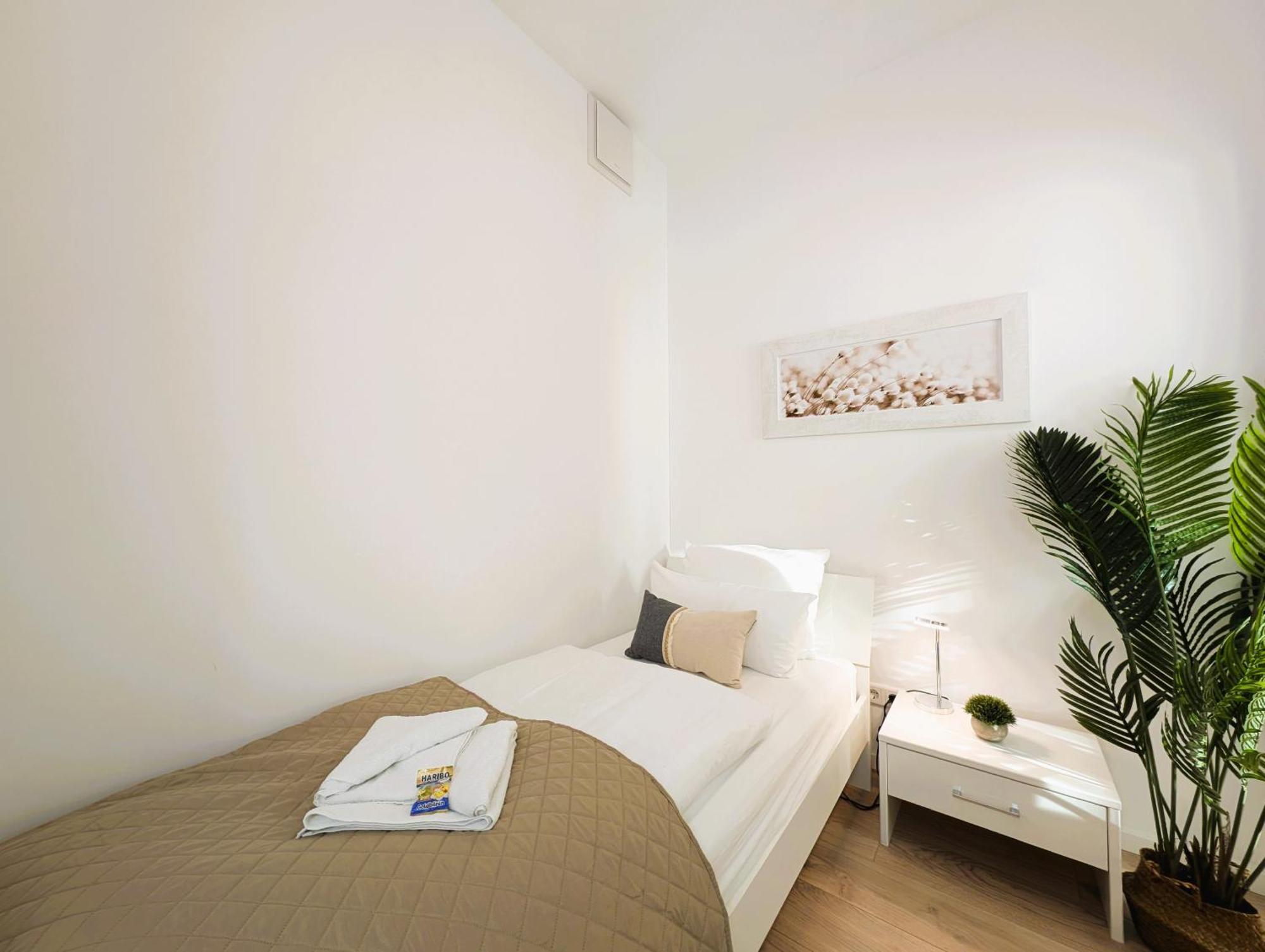 Bohnapartments - Nordkap-Suiten - Gratis Parkplatz - Moderner Neubau - Erdgeschoss - Fussbodenheizung Erfurt Extérieur photo